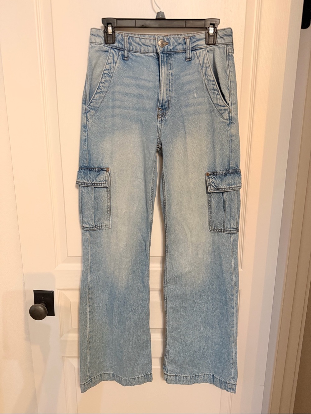 Aeropostale Light Blue Straight-Leg Cargo Jeans for Women